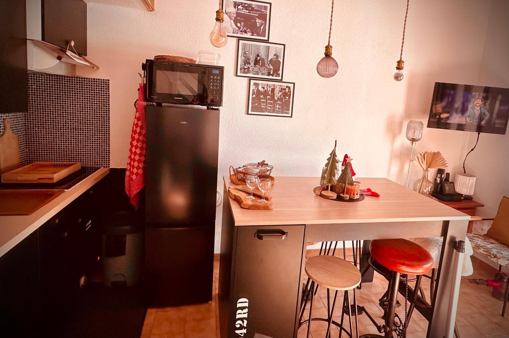 Residence Le Sunset Marseillan-Plage, Entre Mer Et Lagune De Thau, Etape Velo, Famille, Couple, Vrp, Toutou Admis, Jardin, Parking Prive Gratuit, Velos, Clim, Wifi Fibre Gratuite, Commodites, Plage Et Piste Cyclable A Proximite, 6 Couchages Nous Cont Buitenkant foto